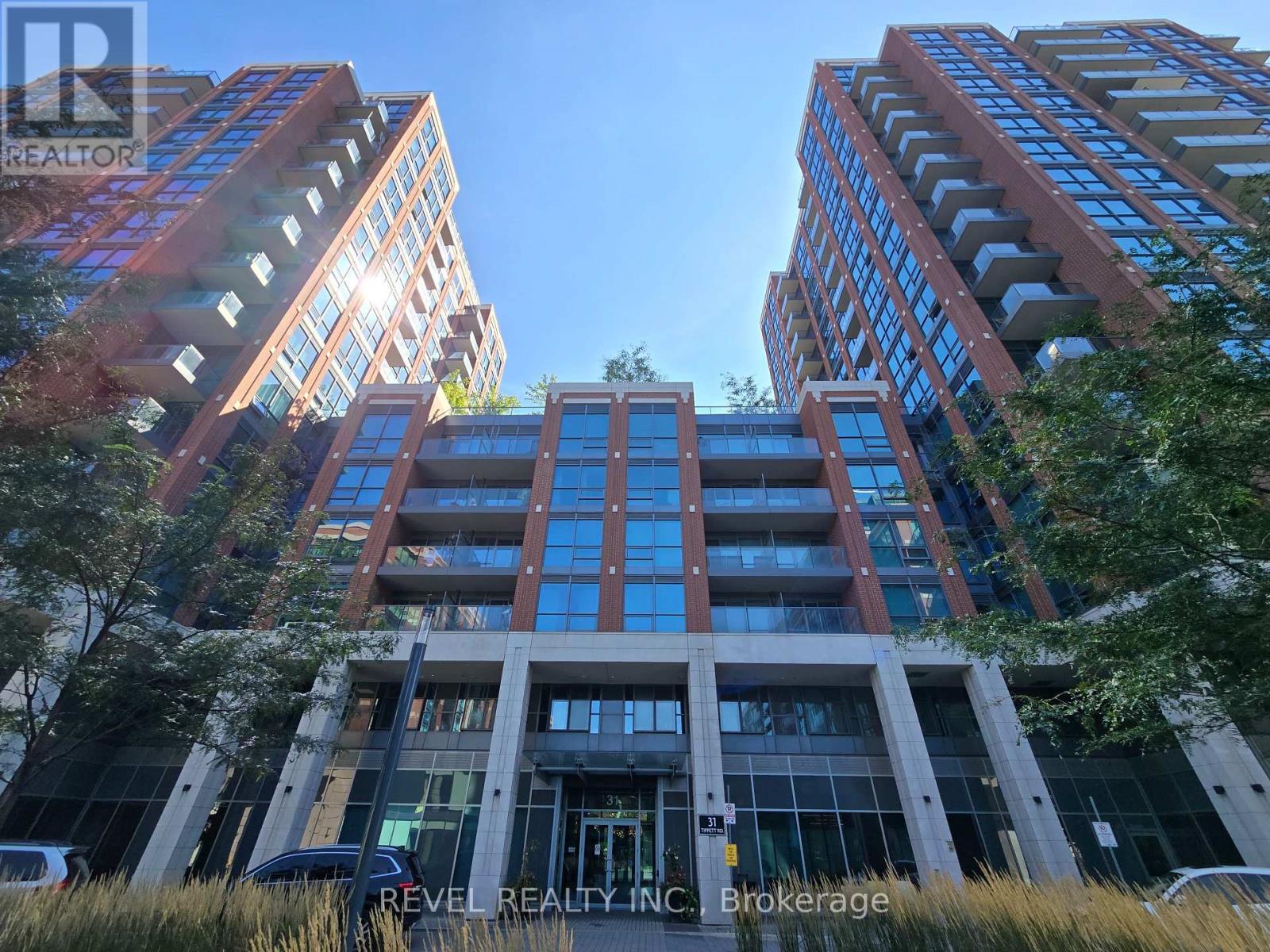 205 - 31 TIPPETT ROAD, Toronto, Ontario