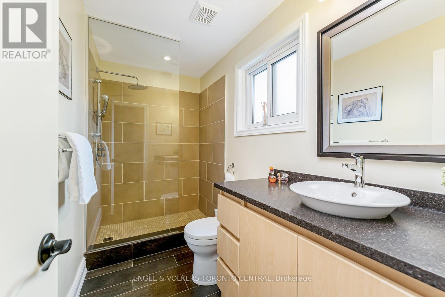 33 Avonwick Gate, Toronto, Ontario  M3A 2M7 - Photo 26 - C12590894