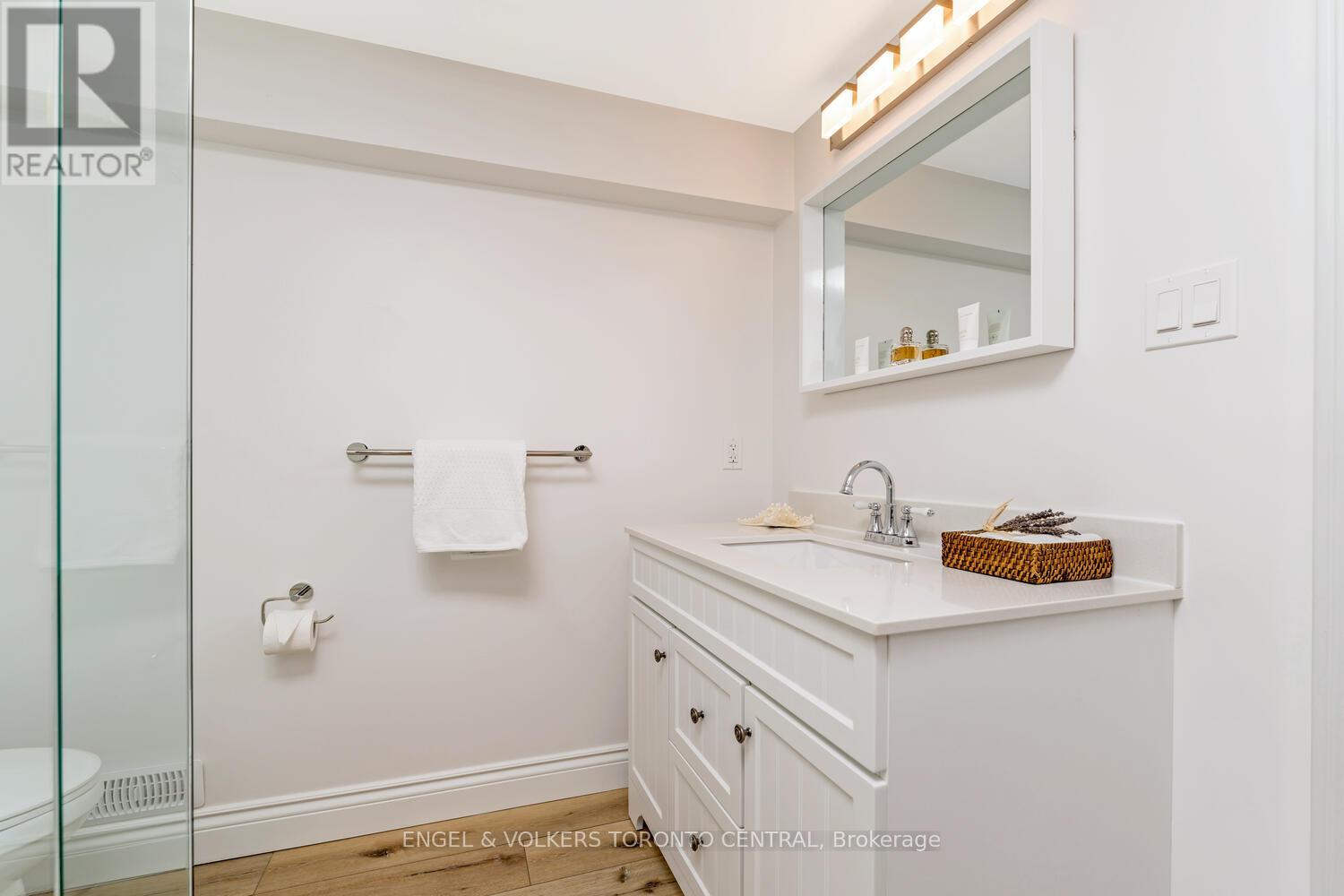 33 Avonwick Gate, Toronto, Ontario  M3A 2M7 - Photo 39 - C12590894