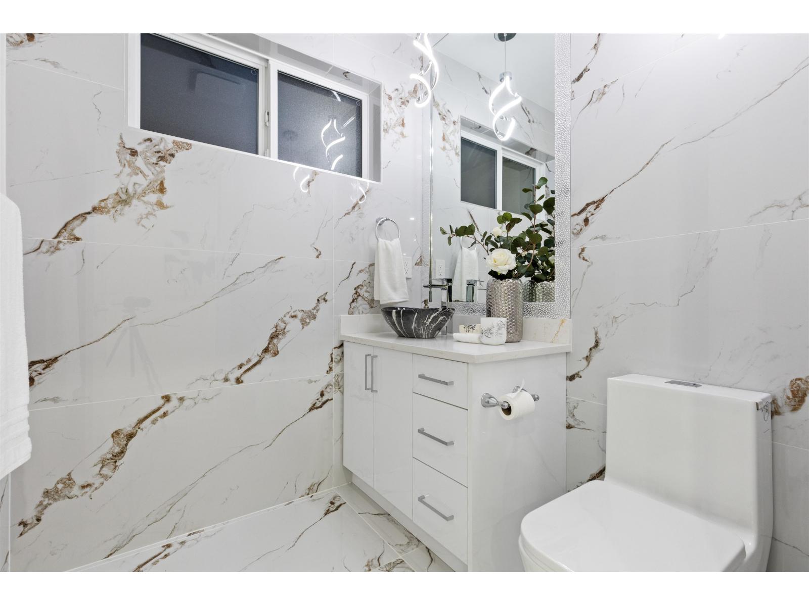 20099 45th Avenue, Langley, British Columbia  V3A 6J1 - Photo 15 - R3070050