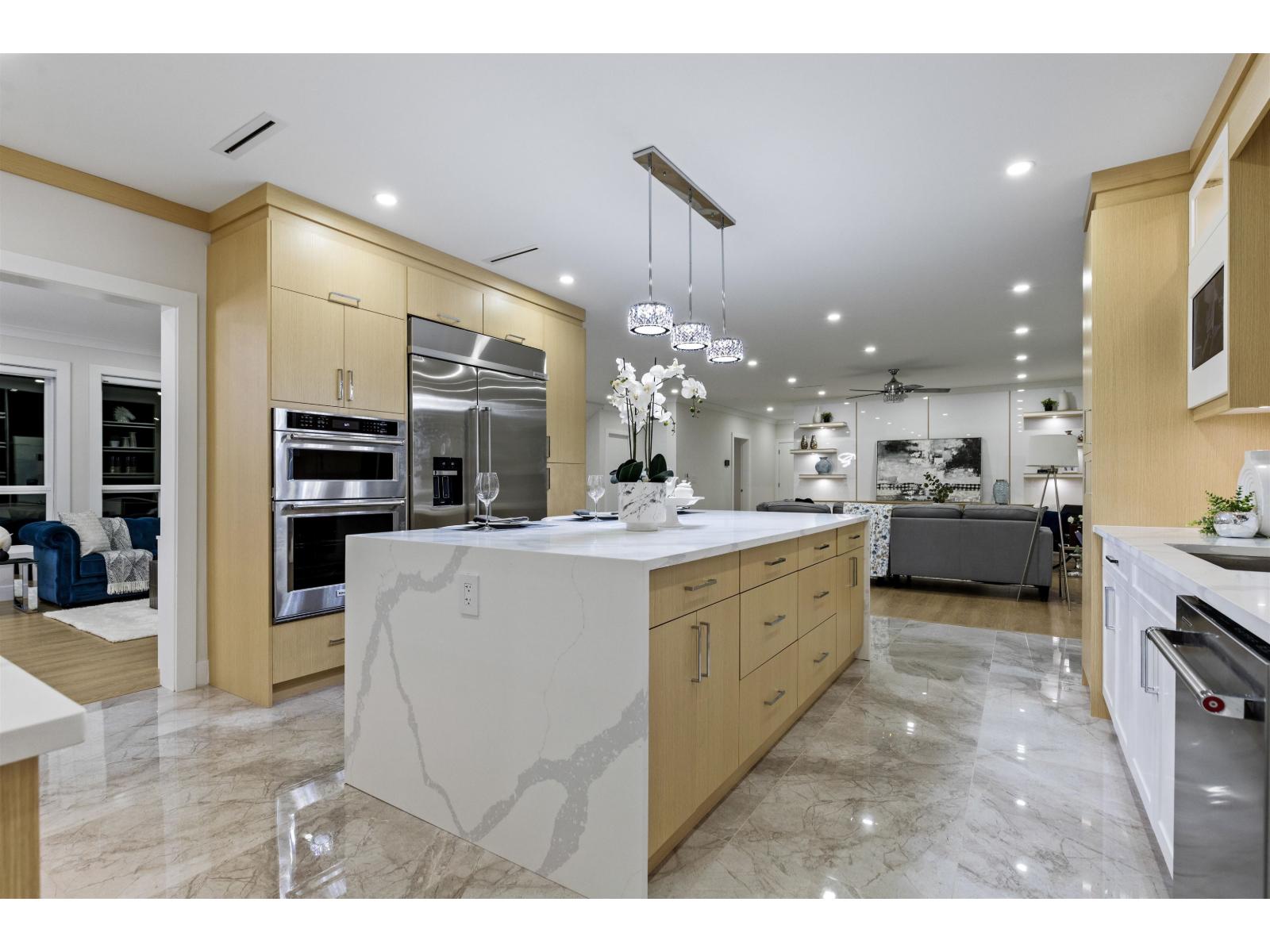 20099 45th Avenue, Langley, British Columbia  V3A 6J1 - Photo 11 - R3070050