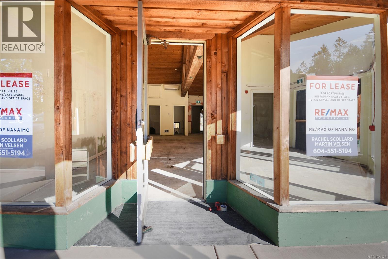 575 North Rd, Gabriola Island, British Columbia  V0R 1X3 - Photo 4 - 1021128