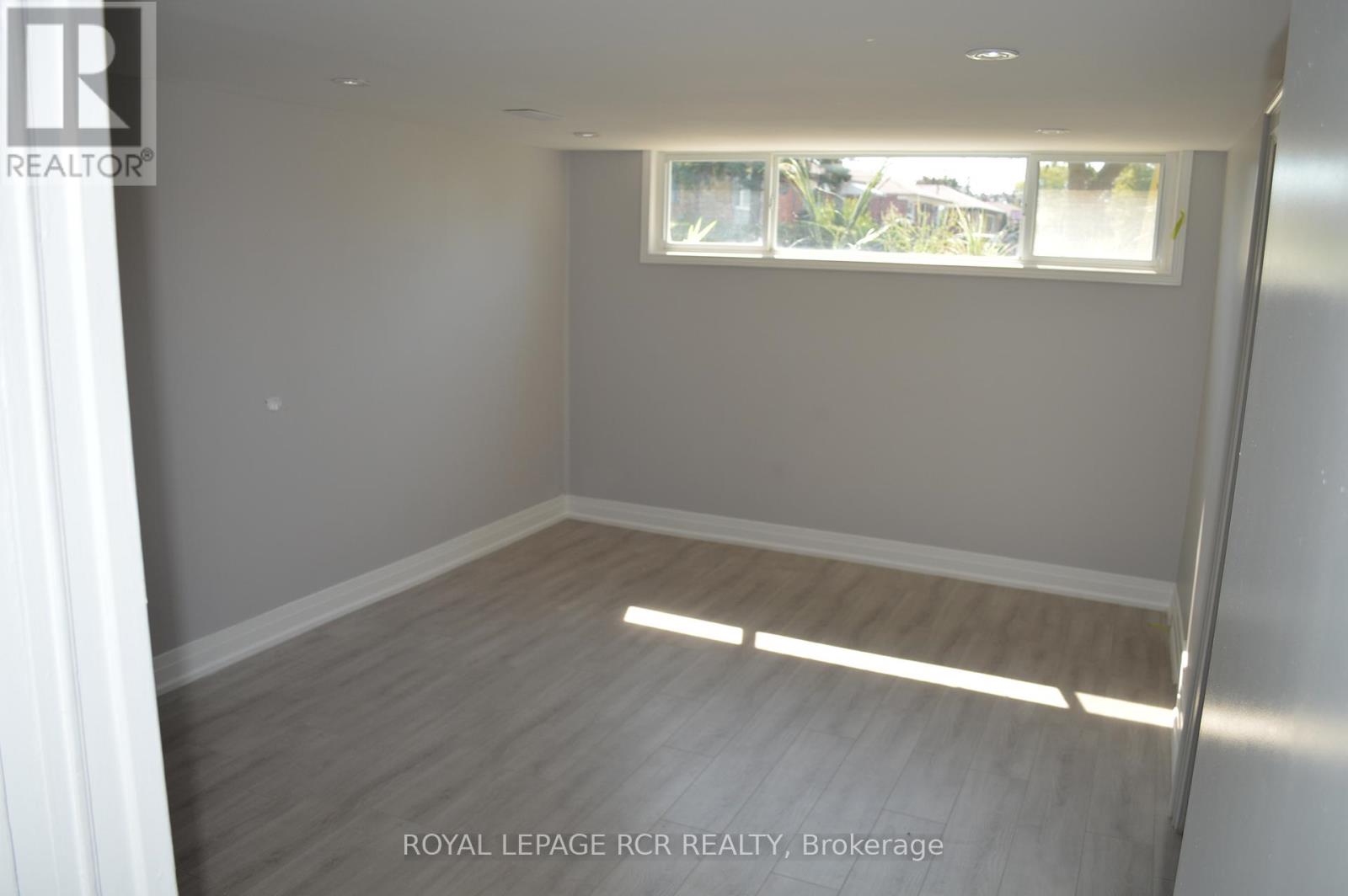 36 Electro Road, Toronto, Ontario  M1R 2A7 - Photo 7 - E12590752