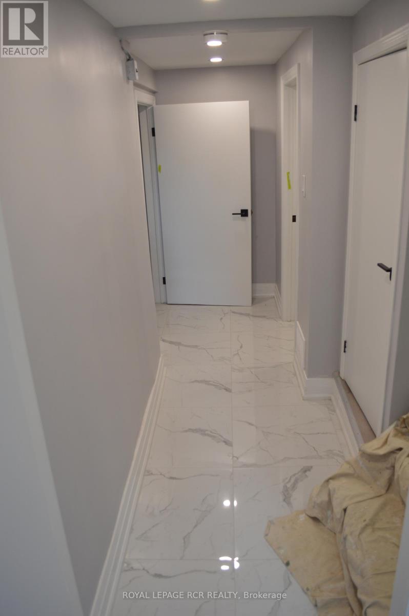 36 Electro Road, Toronto, Ontario  M1R 2A7 - Photo 9 - E12590752