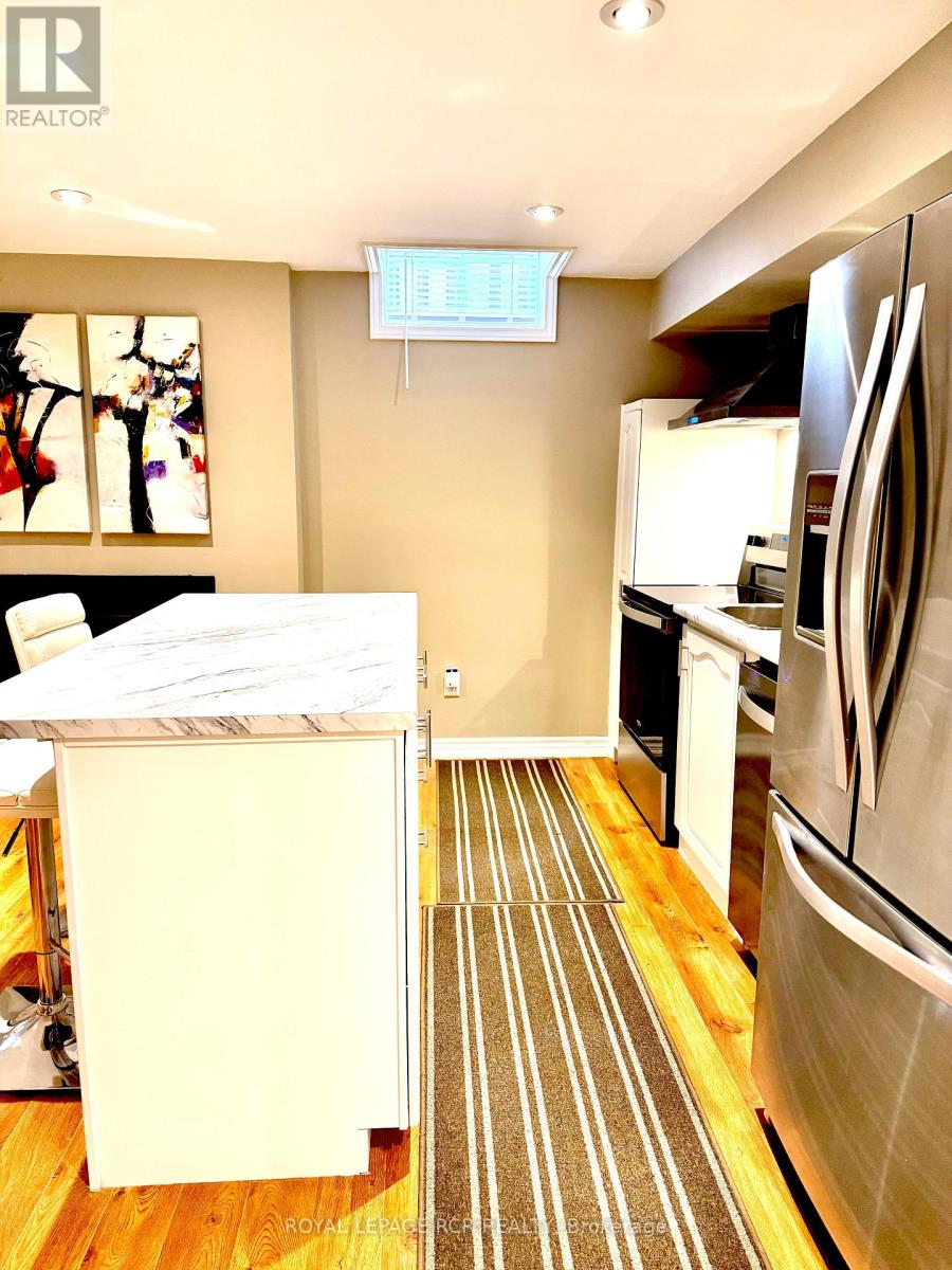 42 Cherokee Drive, Vaughan, Ontario  L6A 1X3 - Photo 12 - N12590812