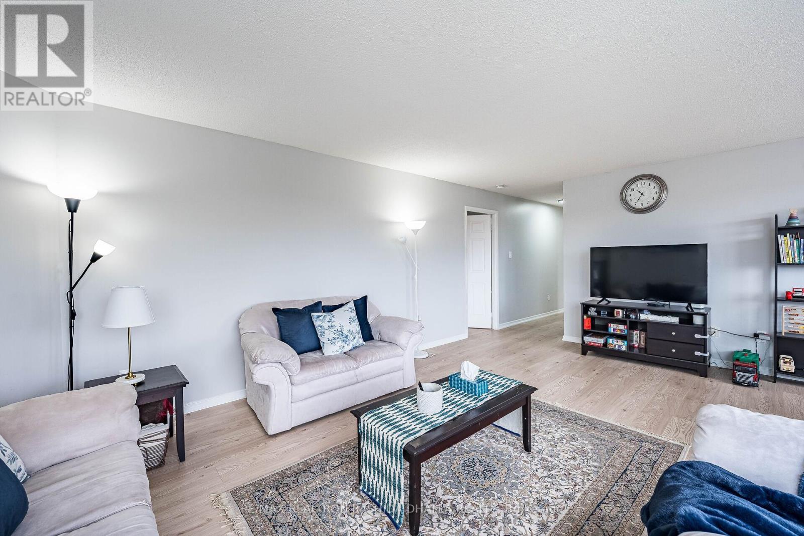 608 - 309 Major Mackenzie Drive E, Richmond Hill, Ontario  L4C 9V5 - Photo 11 - N12590826