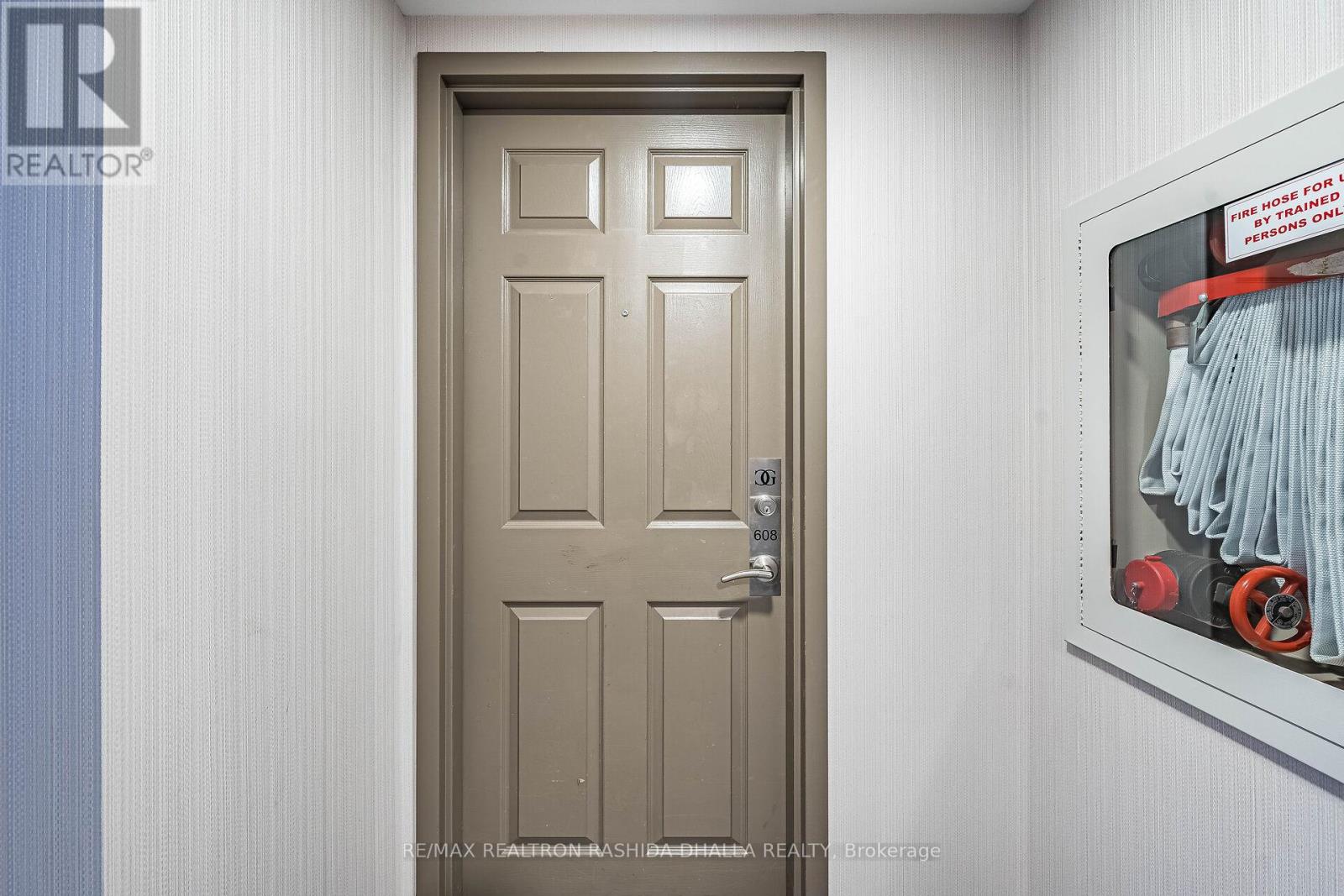 608 - 309 Major Mackenzie Drive E, Richmond Hill, Ontario  L4C 9V5 - Photo 5 - N12590826