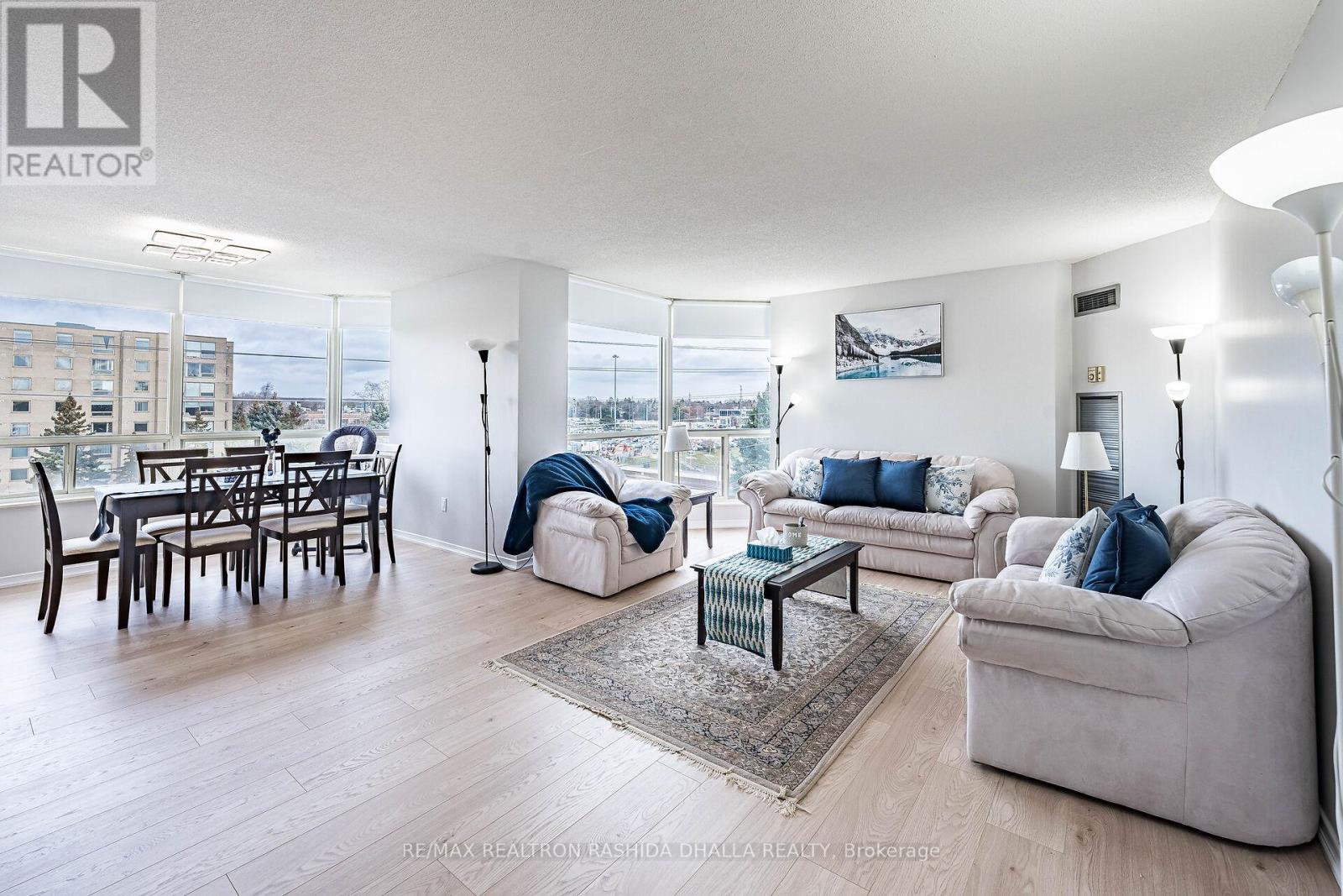 608 - 309 Major Mackenzie Drive E, Richmond Hill, Ontario  L4C 9V5 - Photo 8 - N12590826