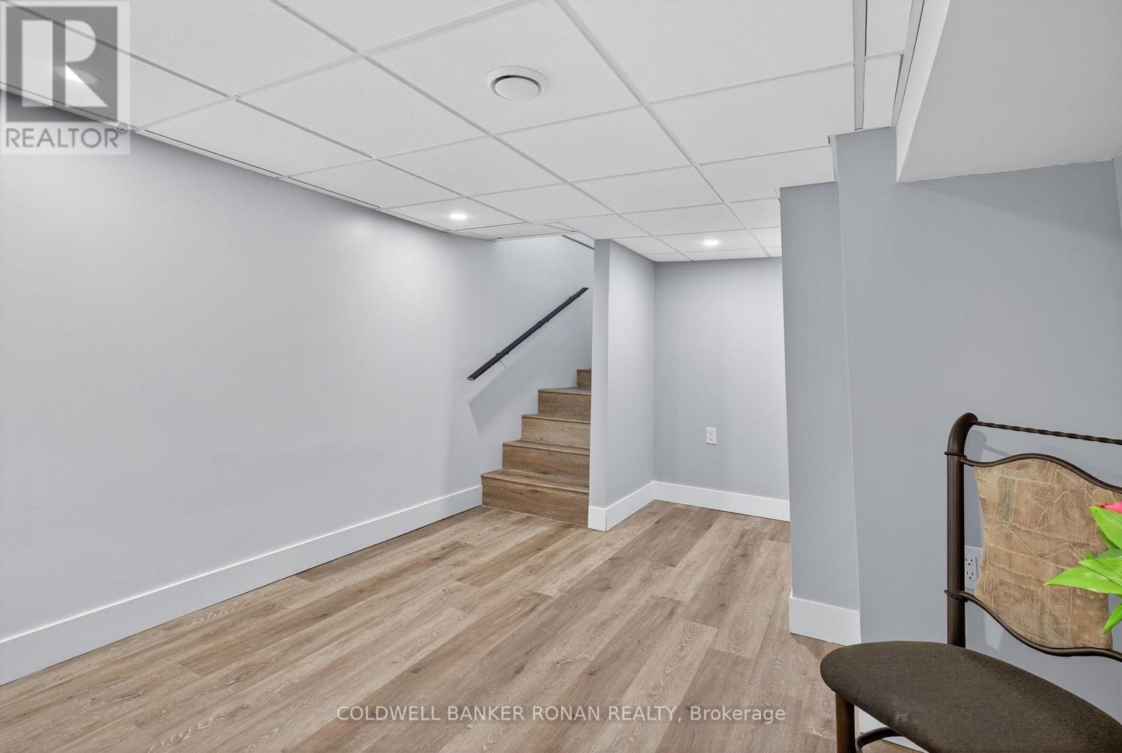 2 Lionel Stone Avenue E, New Tecumseth (Tottenham), Ontario  L0G 1W0 - Photo 23 - N12590830