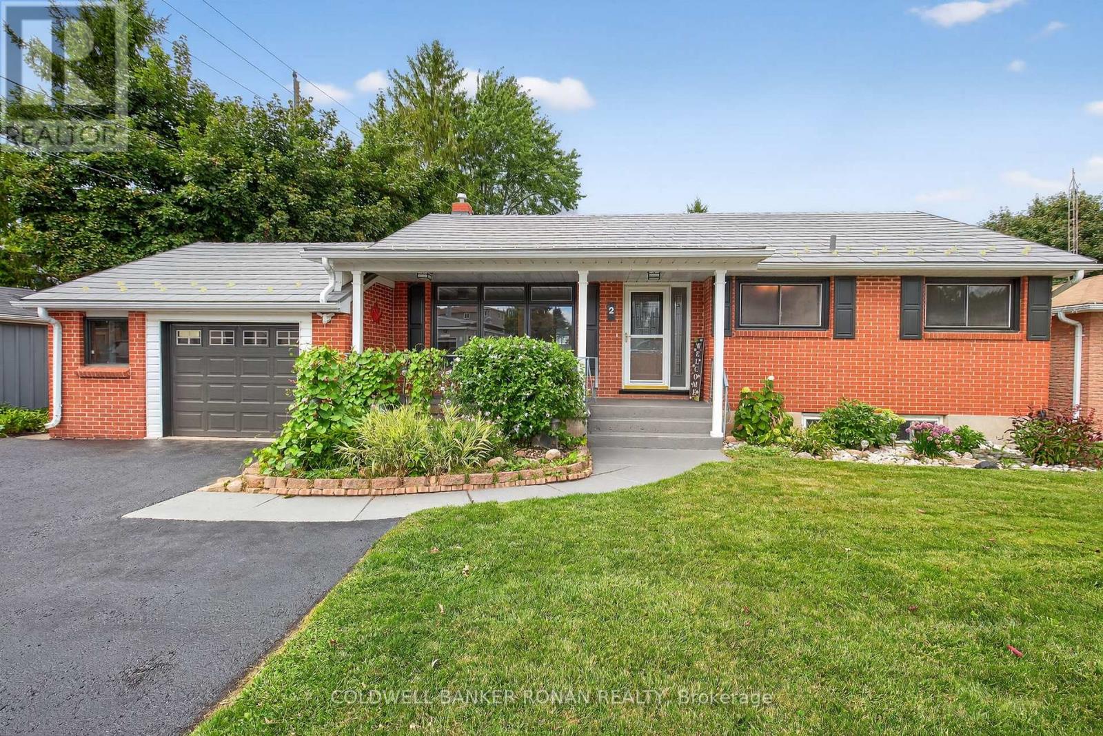 2 Lionel Stone Avenue E, New Tecumseth (Tottenham), Ontario  L0G 1W0 - Photo 39 - N12590830