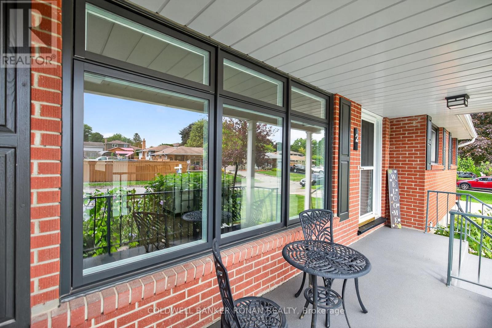 2 Lionel Stone Avenue E, New Tecumseth (Tottenham), Ontario  L0G 1W0 - Photo 4 - N12590830