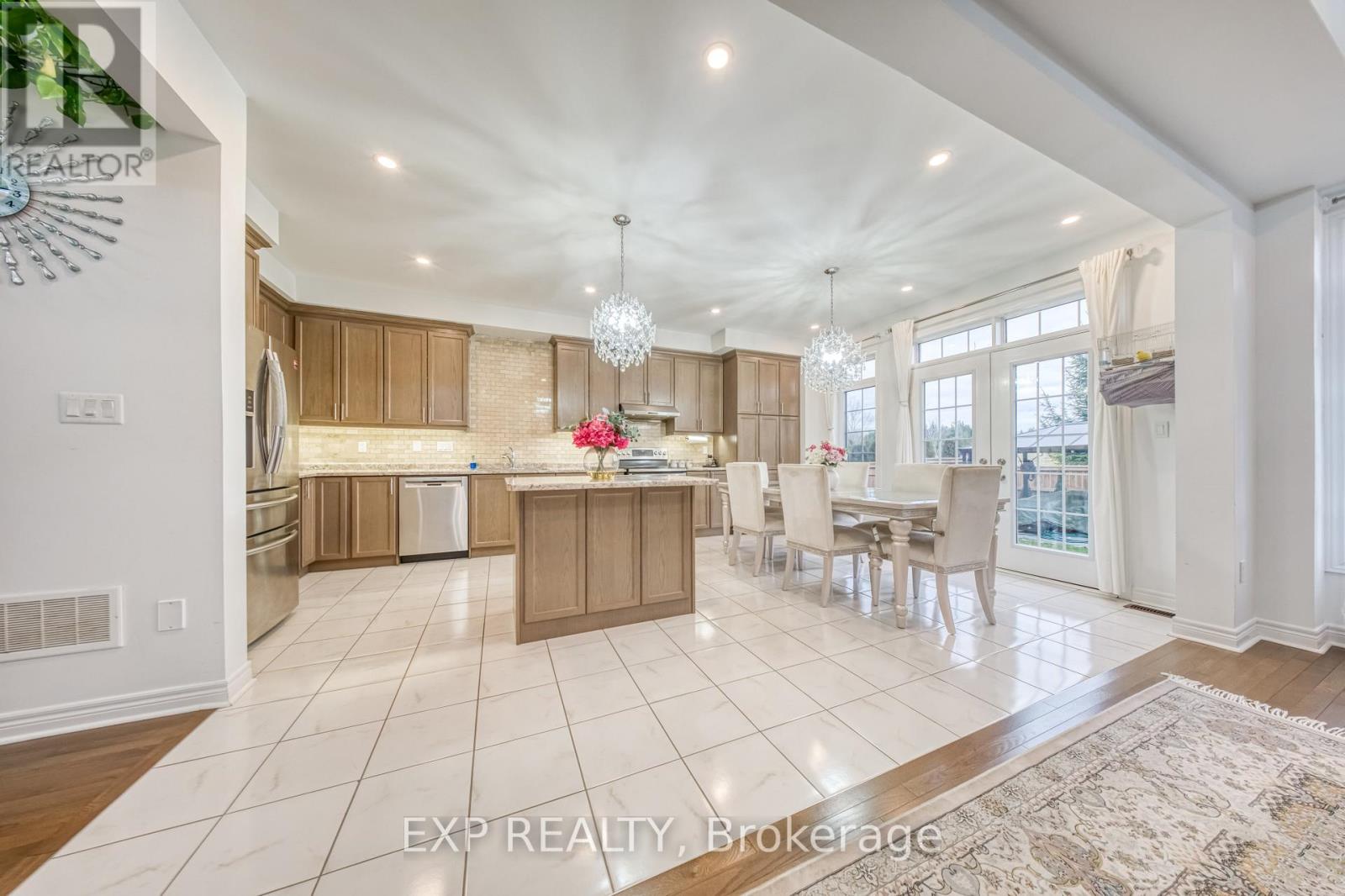 166 Inverness Way, Bradford West Gwillimbury (Bradford), Ontario  L3Z 2A6 - Photo 13 - N12590864