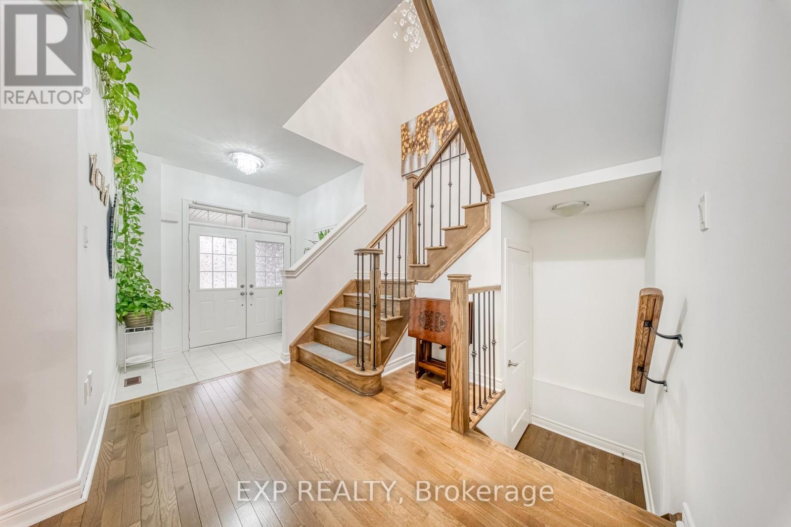 166 Inverness Way, Bradford West Gwillimbury (Bradford), Ontario  L3Z 2A6 - Photo 7 - N12590864