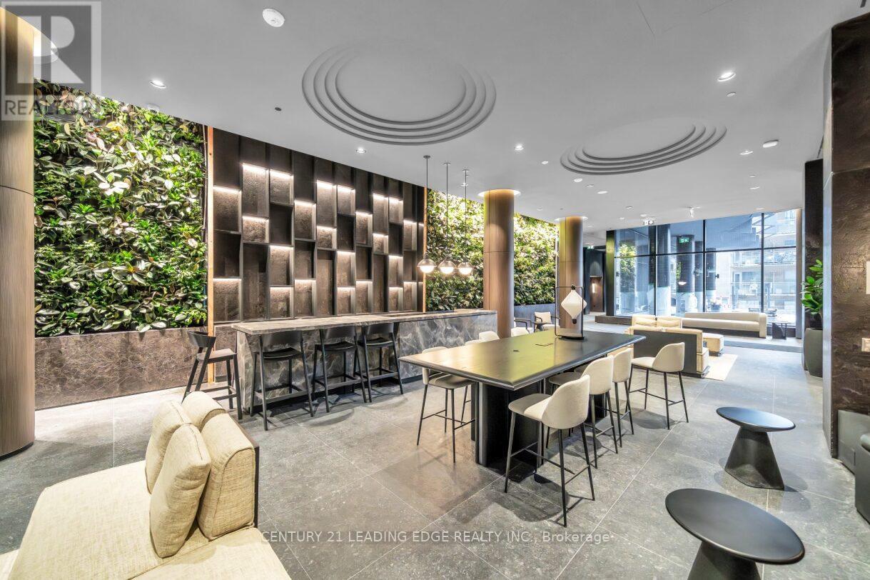 120 Broadway Avenue, Toronto, Ontario  M4P 1V6 - Photo 2 - C12576132