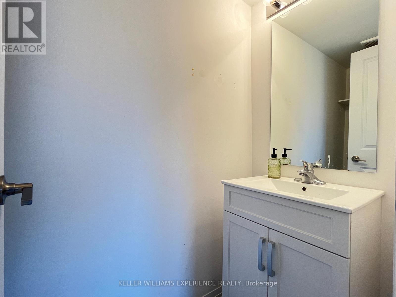 29 Andean Lane, Barrie, Ontario  L9J 0J4 - Photo 15 - S12590722