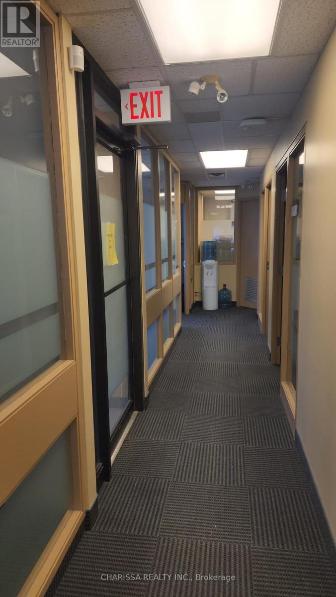 22 Clapperton Street, Barrie (City Centre), Ontario  L4M 1G4 - Photo 12 - S12590872