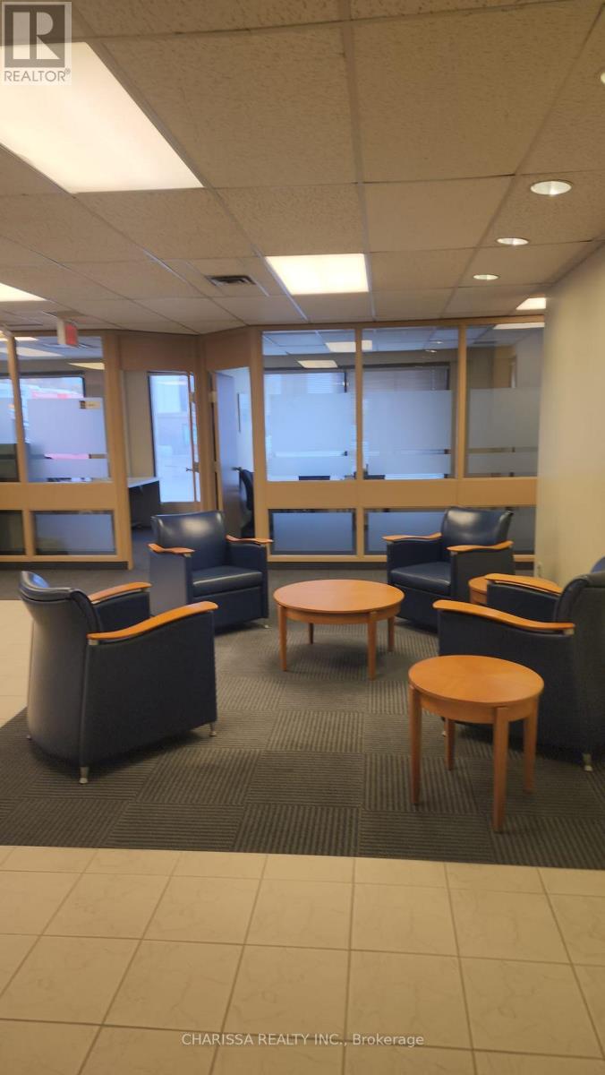 22 Clapperton Street, Barrie (City Centre), Ontario  L4M 1G4 - Photo 3 - S12590872