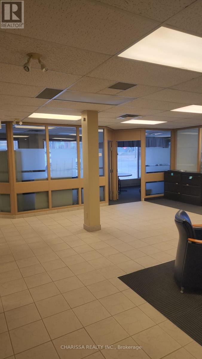 22 Clapperton Street, Barrie (City Centre), Ontario  L4M 1G4 - Photo 9 - S12590872