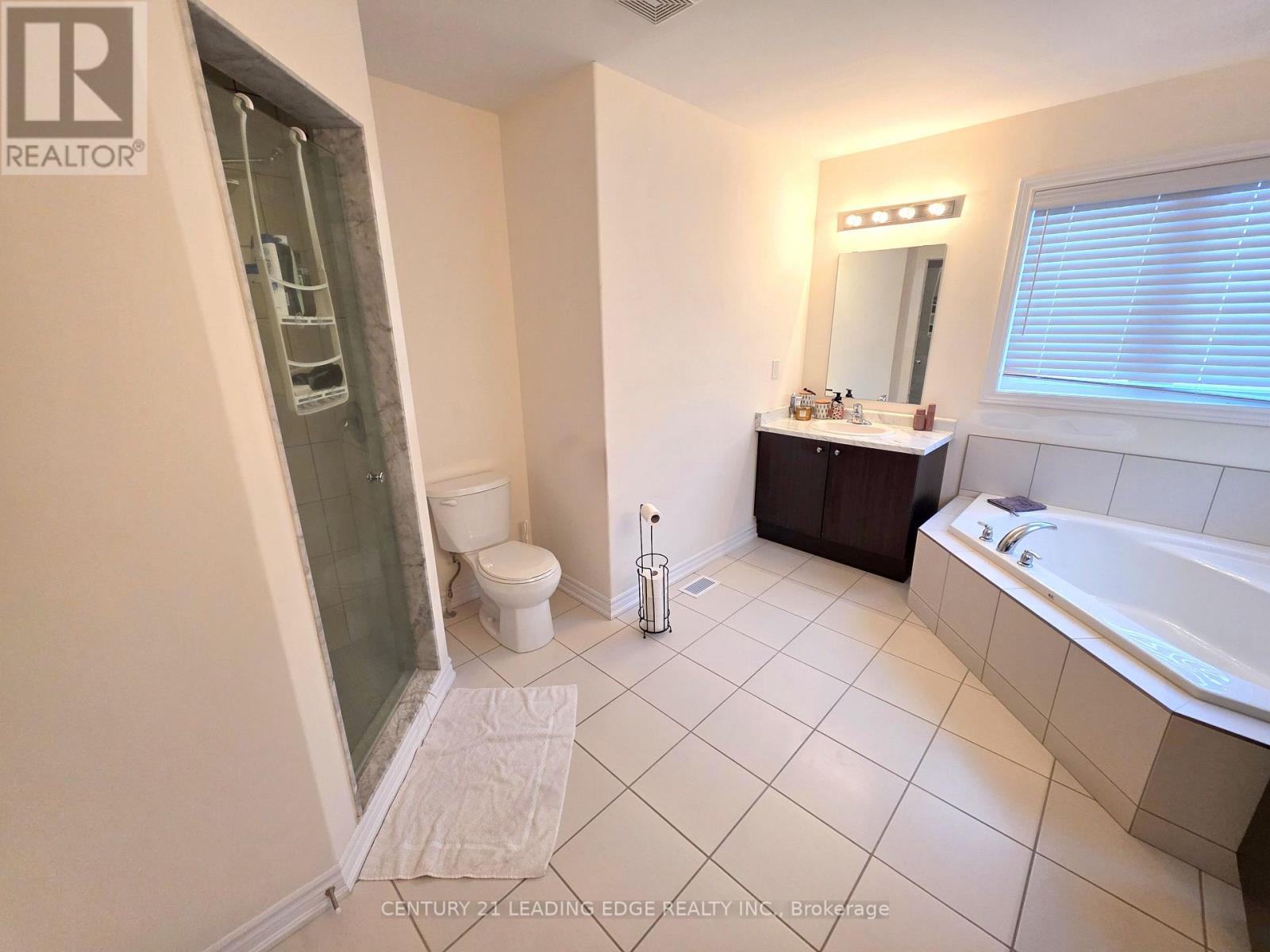 3033 Monarch Drive, Orillia, Ontario  L3V 8K3 - Photo 10 - S12590900