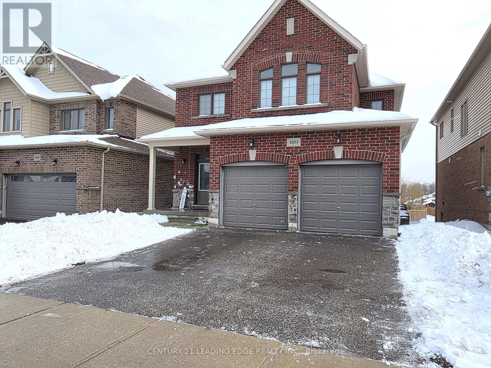 3033 Monarch Drive, Orillia, Ontario  L3V 8K3 - Photo 2 - S12590900