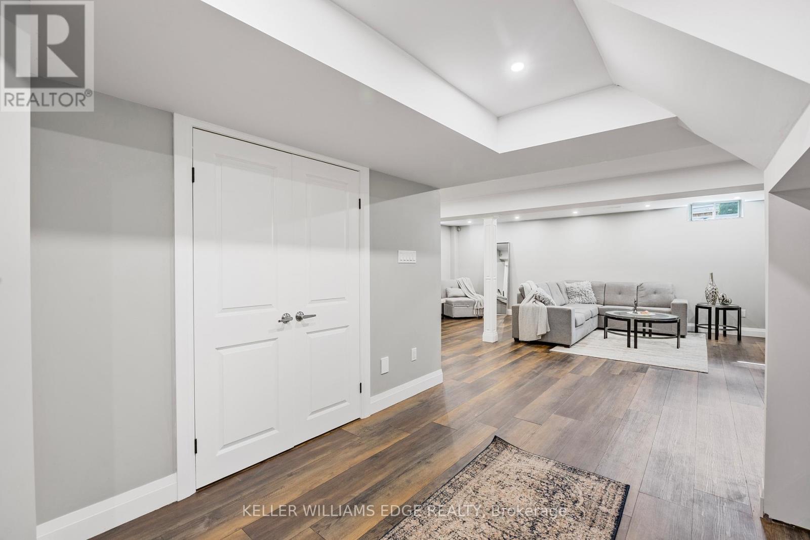 209 Echovalley Drive, Hamilton, Ontario  L8J 0H1 - Photo 33 - X12574112