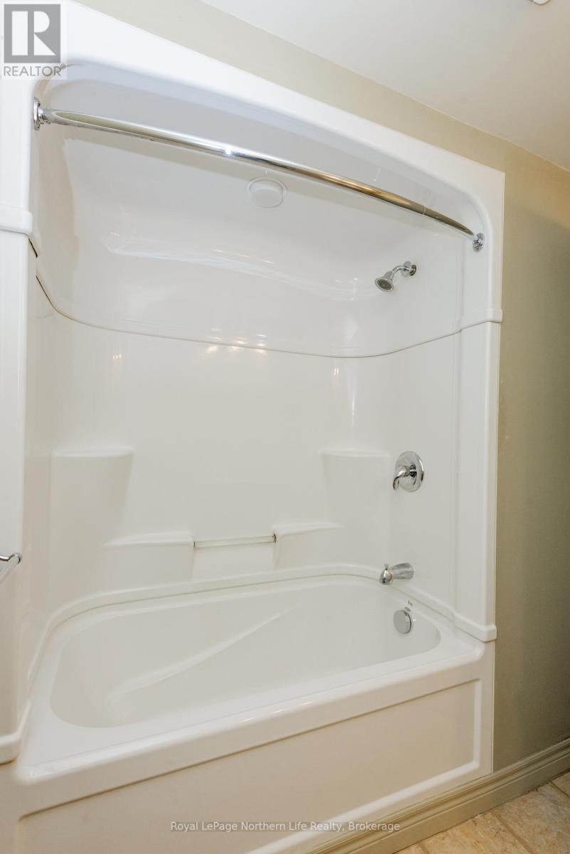 32 - 644 Lakeshore Drive, North Bay, Ontario  P1A 3N6 - Photo 26 - X12590978