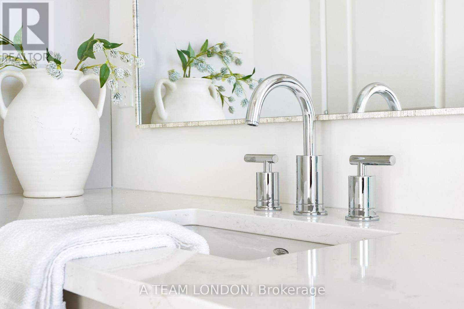 91 The Promenade, Central Elgin, Ontario N5L 1C5 - Photo 35 - X12511910