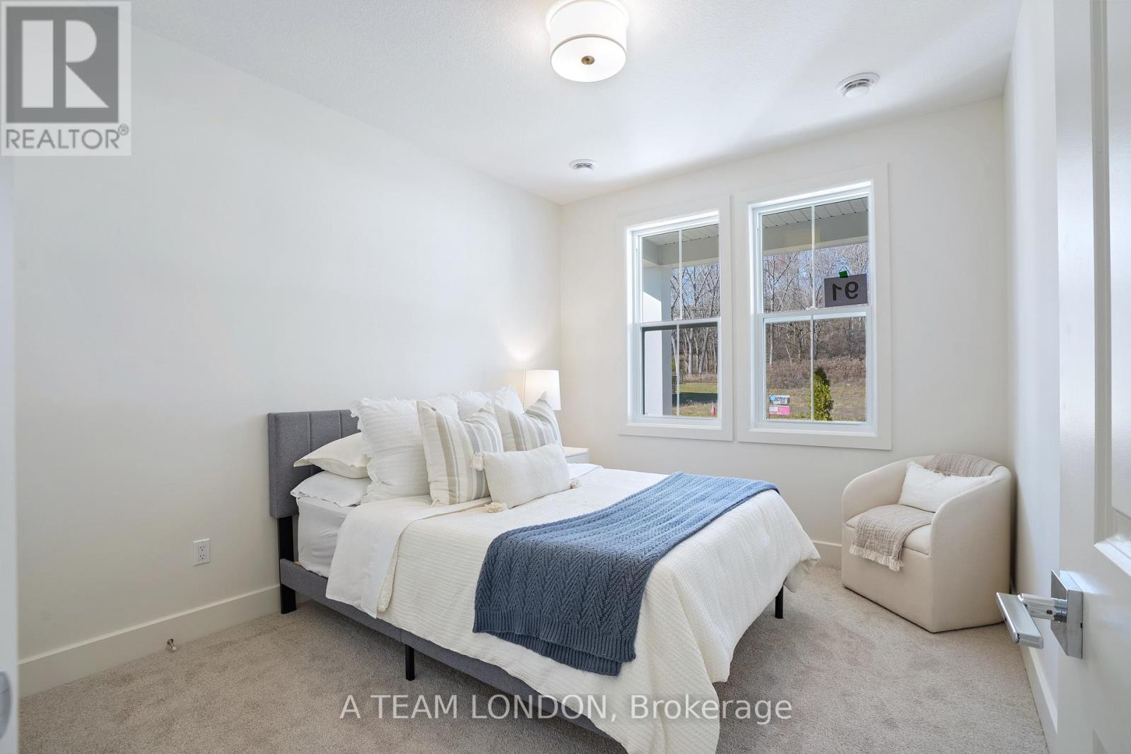 91 The Promenade, Central Elgin, Ontario N5L 1C5 - Photo 31 - X12511910