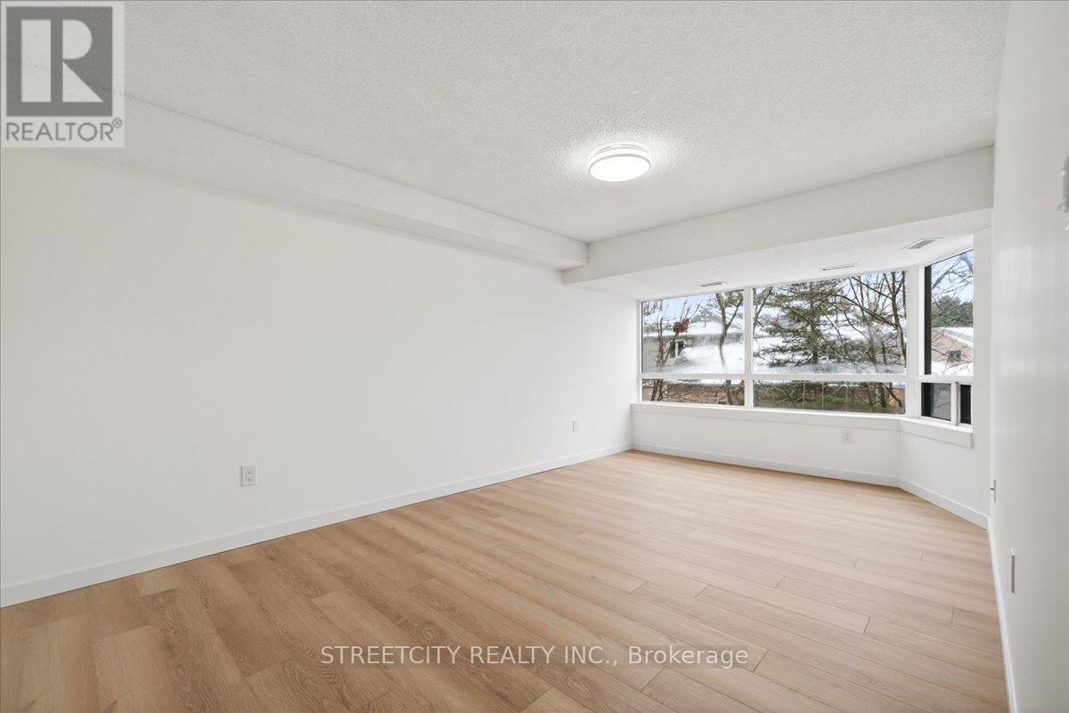 301 - 521 Riverside Drive W, London North, Ontario  N6H 5E2 - Photo 11 - X12590758