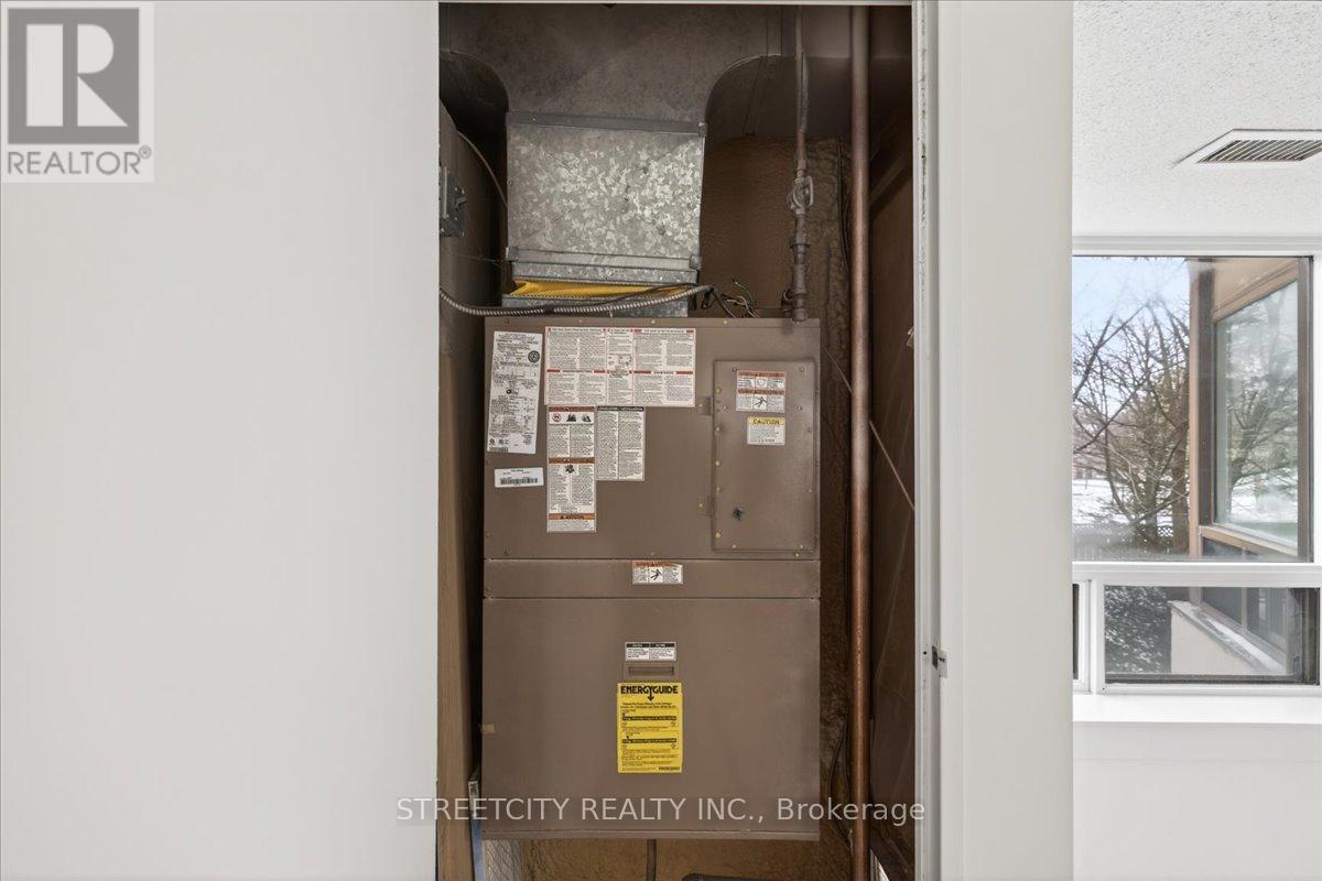 301 - 521 Riverside Drive W, London North, Ontario  N6H 5E2 - Photo 22 - X12590758