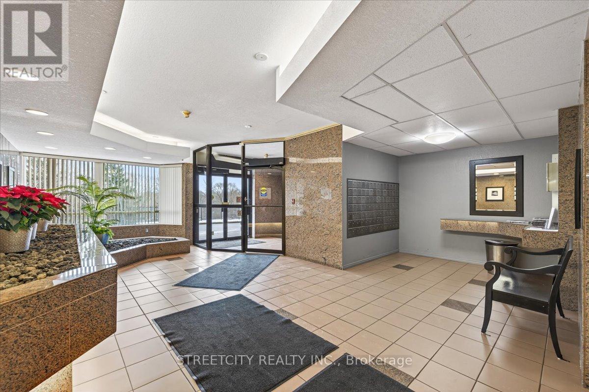 301 - 521 Riverside Drive W, London North, Ontario  N6H 5E2 - Photo 23 - X12590758