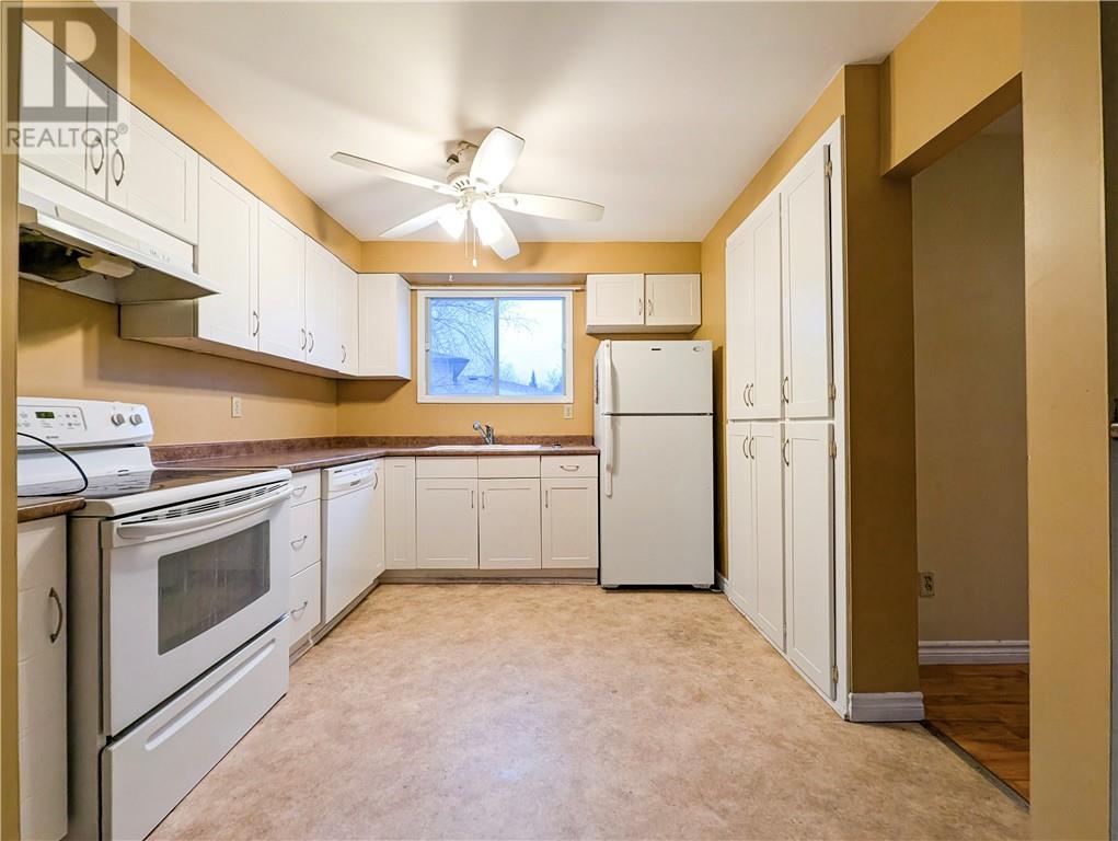 519 Beatrice Crescent, Sudbury, Ontario  P3A 5B4 - Photo 6 - 2125819