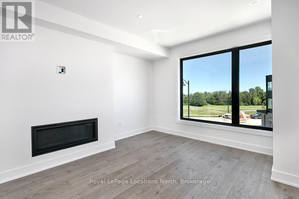 18 - 117 Sladden Court, Blue Mountains, Ontario N0H 2P0 - Photo 12 - X12590974