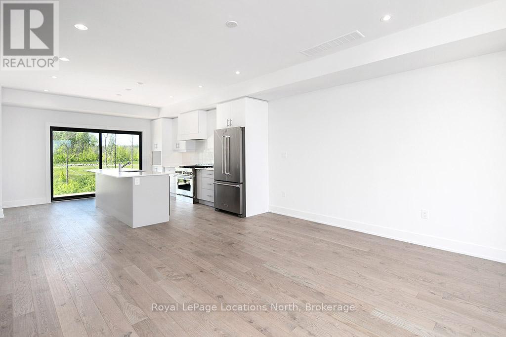 18 - 117 Sladden Court, Blue Mountains, Ontario N0H 2P0 - Photo 16 - X12590974