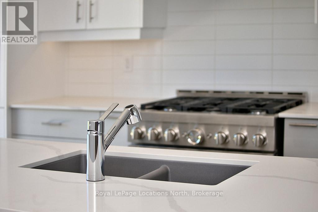 18 - 117 Sladden Court, Blue Mountains, Ontario N0H 2P0 - Photo 19 - X12590974