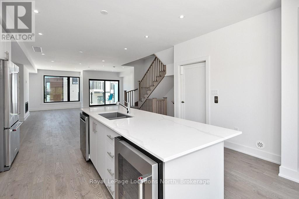 18 - 117 Sladden Court, Blue Mountains, Ontario N0H 2P0 - Photo 22 - X12590974