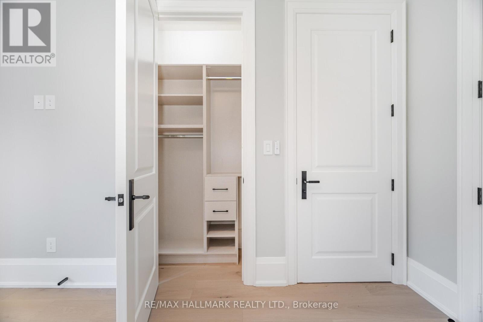 78 South Kingsway, Toronto, Ontario  M6S 3T3 - Photo 31 - W12590682