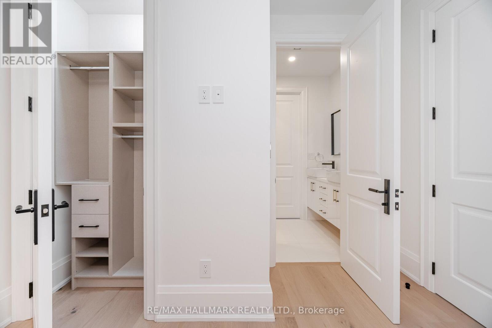 78 South Kingsway, Toronto, Ontario  M6S 3T3 - Photo 35 - W12590682