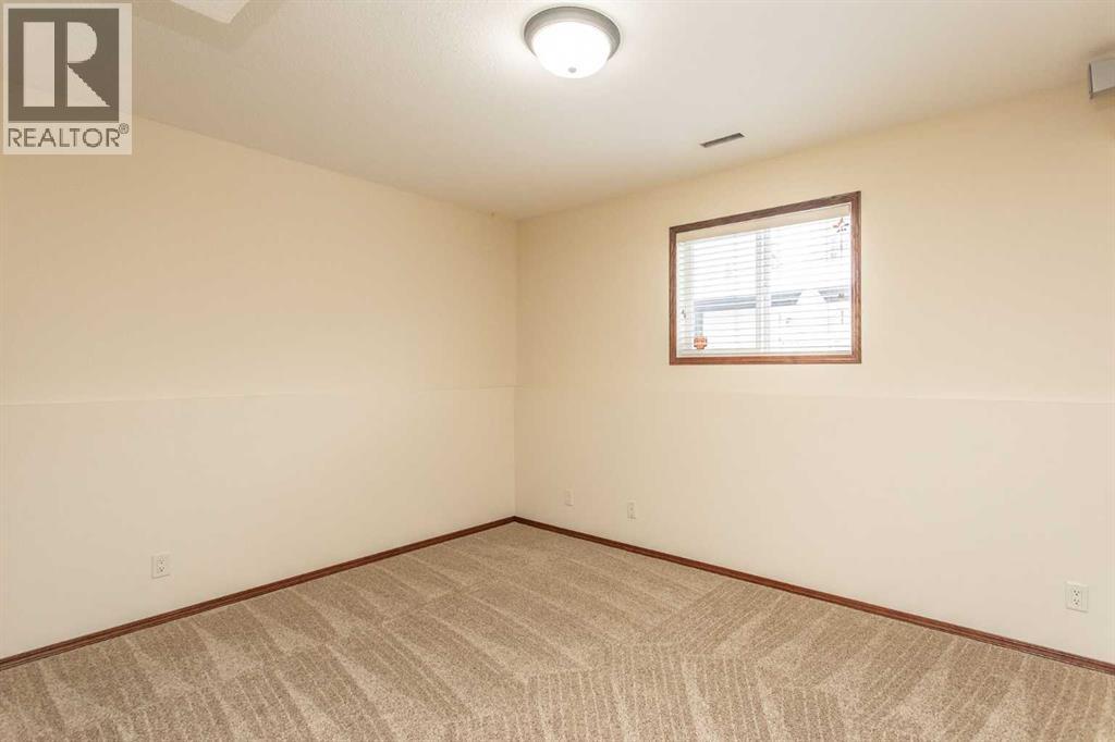 12 Irving Crescent, Red Deer, Alberta  T4R 3R9 - Photo 24 - A2273012