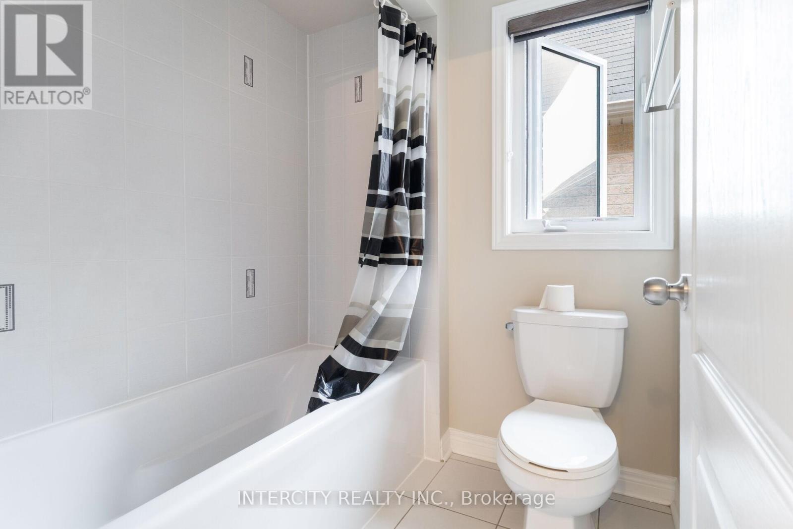 20 Russell Creek Drive, Brampton, Ontario  L6R 3Y9 - Photo 40 - W12590712