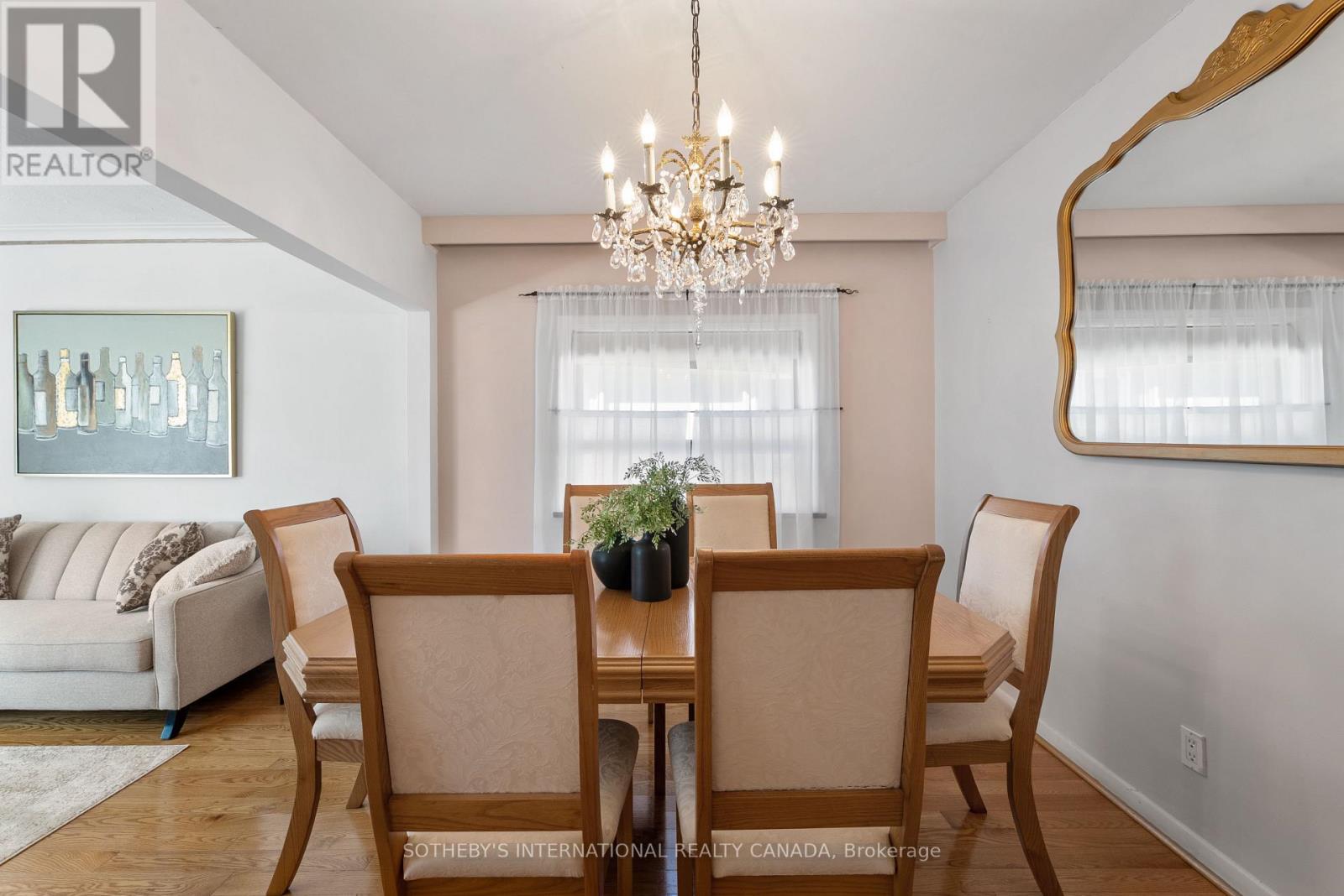 76 Lawnside Drive, Toronto, Ontario  M6L 1Z7 - Photo 11 - W12590740