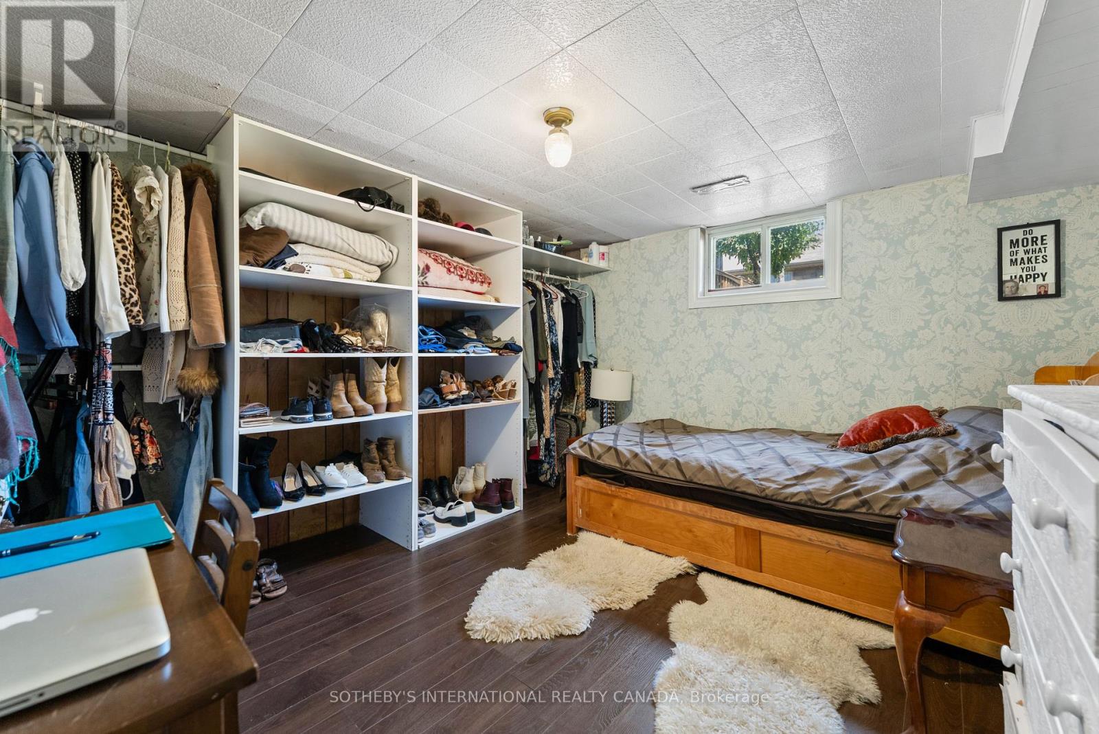 76 Lawnside Drive, Toronto, Ontario  M6L 1Z7 - Photo 32 - W12590740