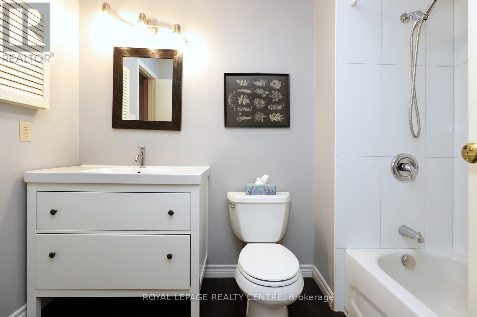 61 - 1214 Kirstie Court, Oakville, Ontario  L6H 5C8 - Photo 22 - W12590770