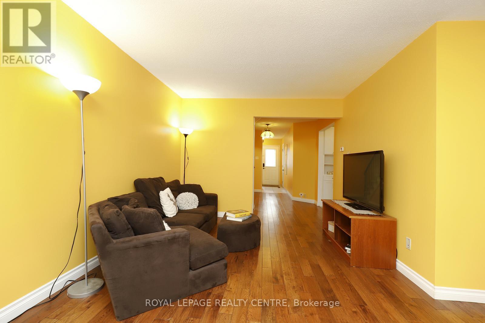 61 - 1214 Kirstie Court, Oakville, Ontario  L6H 5C8 - Photo 7 - W12590770