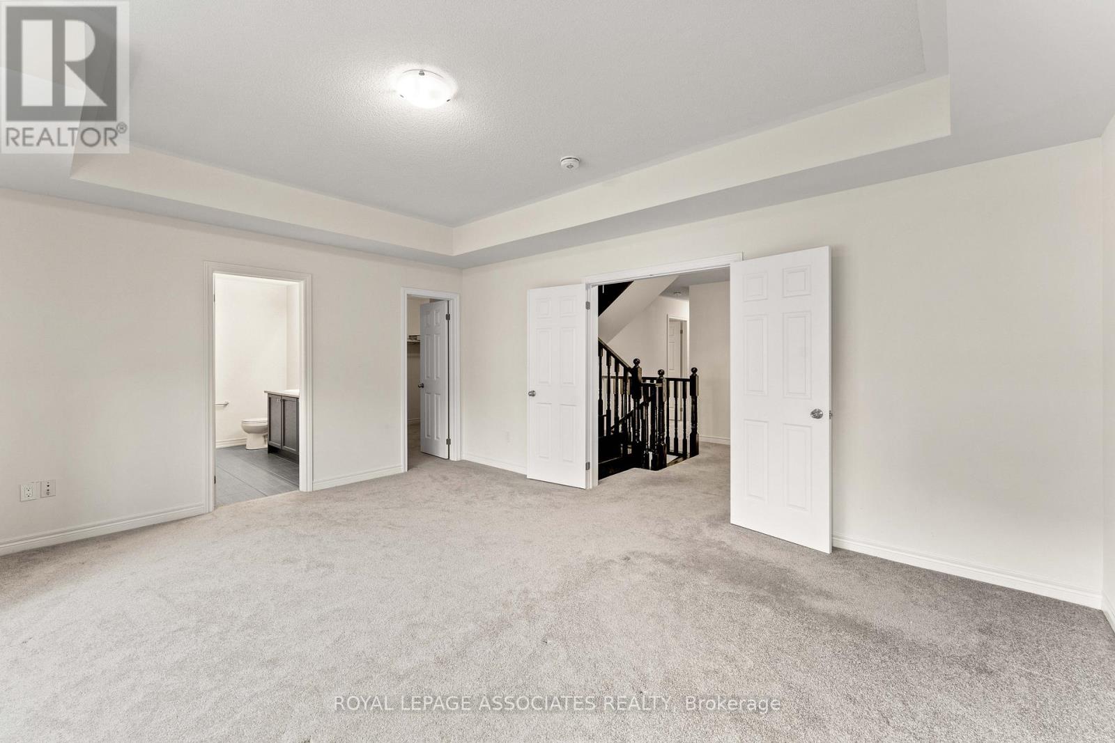 3909 Koenig Road E, Burlington, Ontario  L7M 0Z9 - Photo 13 - W12590780