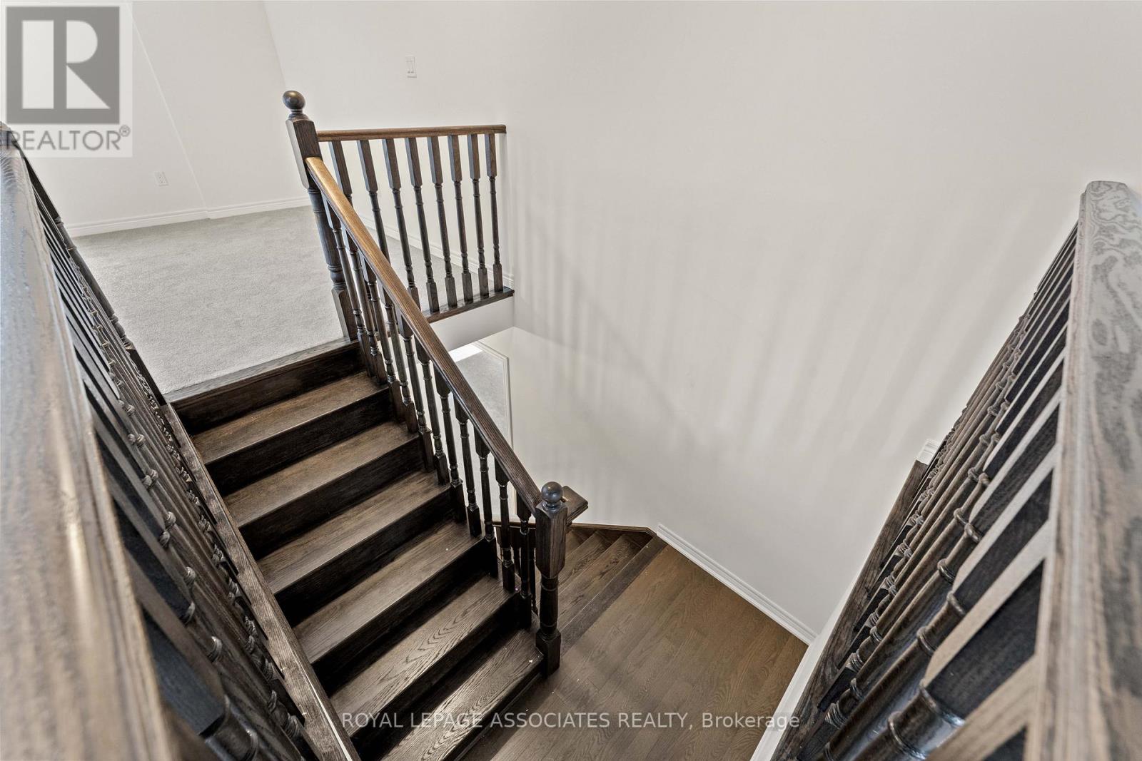 3909 Koenig Road E, Burlington, Ontario  L7M 0Z9 - Photo 44 - W12590780