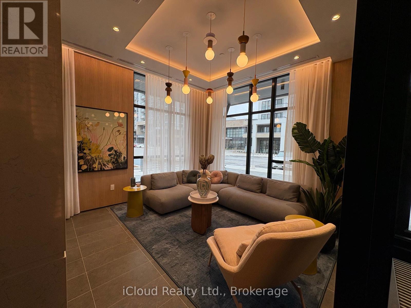 407 - 720 Whitlock Avenue, Milton, Ontario  L9E 2B5 - Photo 3 - W12590782