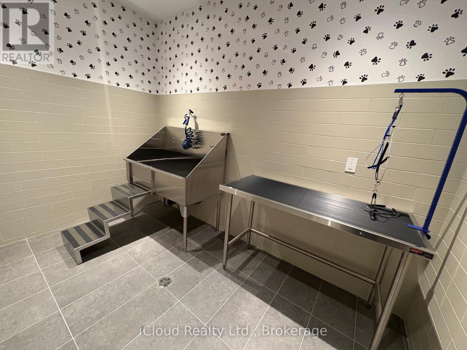 407 - 720 Whitlock Avenue, Milton, Ontario  L9E 2B5 - Photo 32 - W12590782