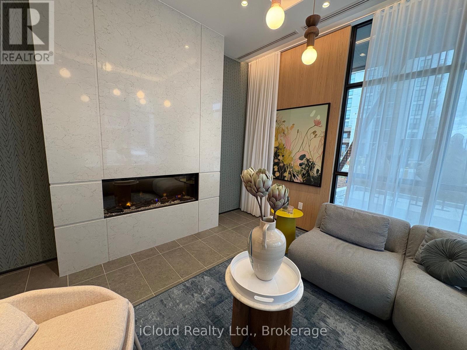 407 - 720 Whitlock Avenue, Milton, Ontario  L9E 2B5 - Photo 4 - W12590782