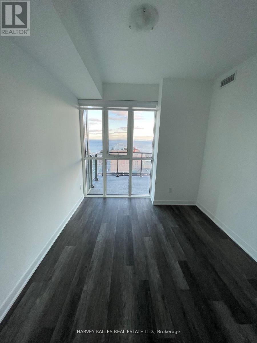 1104 - 2007 James Street, Burlington, Ontario  L7R 1H1 - Photo 14 - W12590828